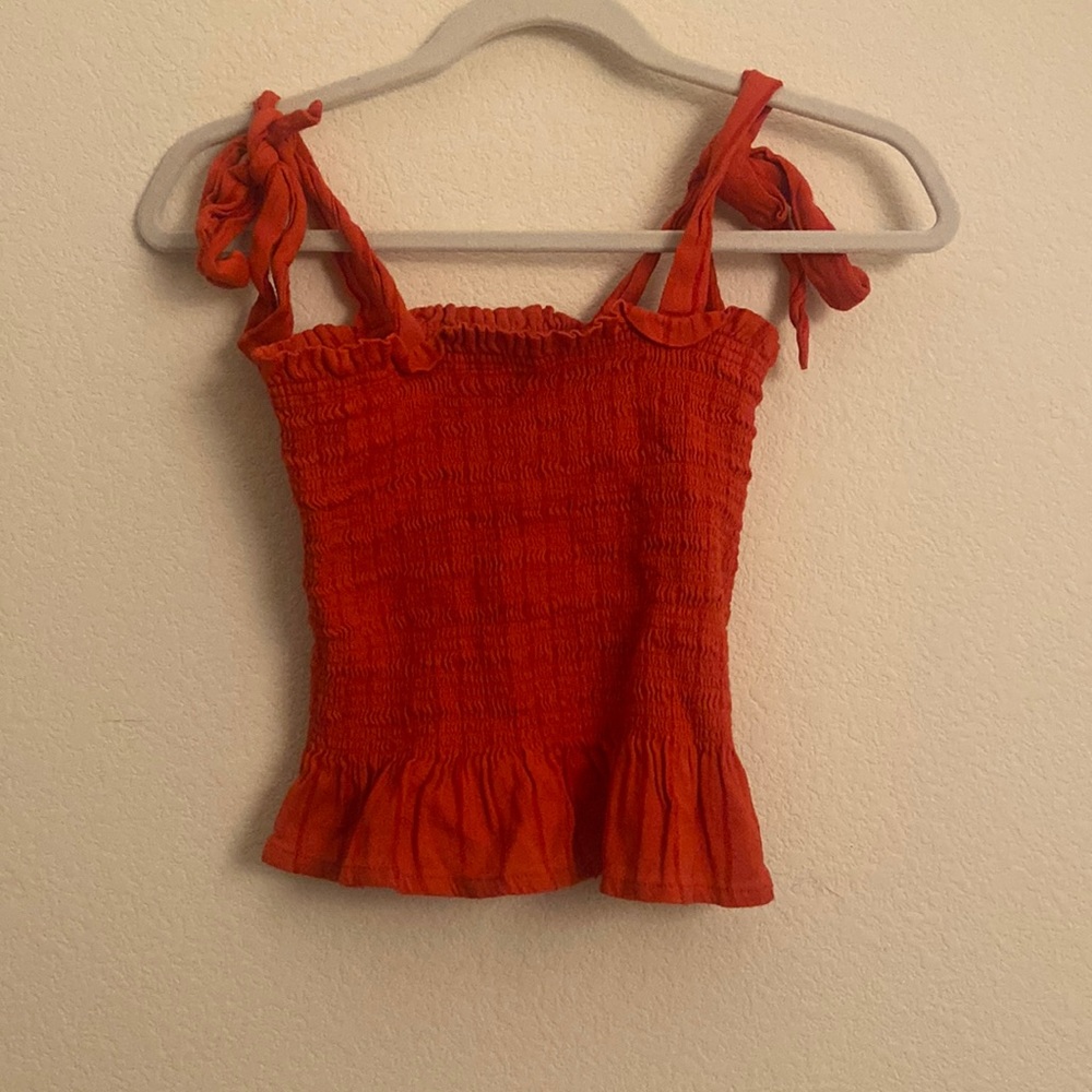 Fun red top, perfect for summer!